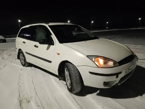 Продам форд фокус 2004 год, двигатель 1.6 16 кл. рабочая машина, за техникой следили, ходовая в идеа... - фотография
