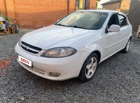 Продаю свою машину, хозяин по птс владею с 2023 года без штрафов и ограничений автомобиль в хорошем... - фотография