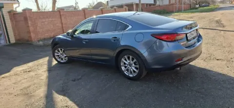 Продам автомобиль мазда 6 2014 2.0 150 л. с автомат 6с. т! один владелец т. к 3 машина в семье от эт... - фотография