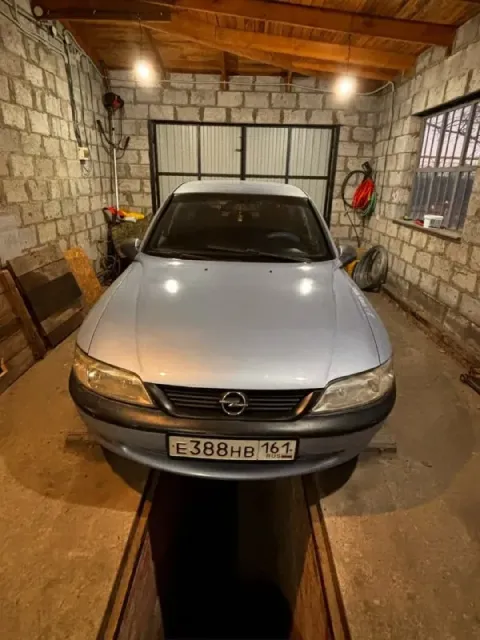 Opel vectra 2.0 at 16v птс оригинал в хорошем состоянии для своих лет, крепкий, надёжный немец, , се... - фотография