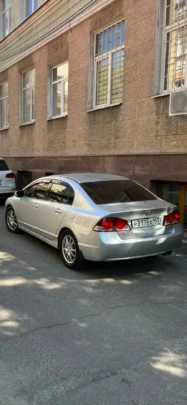 Продаю свой автомобиль. мотор в хорошем состоянии, замена масла каждые 7 тысяч, масло жора нет. кузо... - фотография