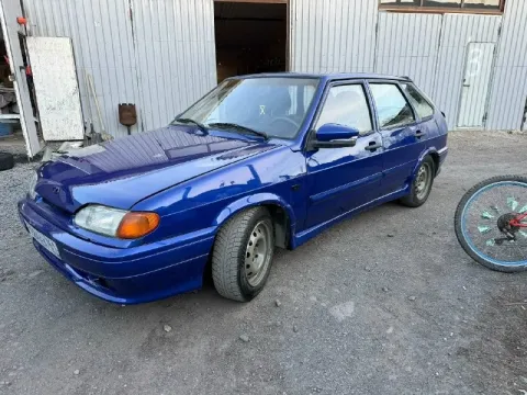 Продам 2114 кузов без жуков дно без дыр машина едет бодро, масло не ест 2005 год цена 235 к торг кон... - фотография