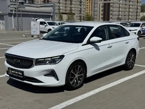 🚘 в продаже geely emgrand год выпуска: 2022 пробег на табло: 56 431 км птс: электронный двигатель: 1... - фотография