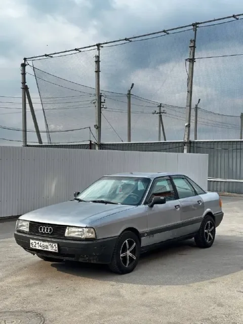 Audi 80 1987г на полном ходу двигатель масло не берет, не кипит, работает ровно, тянет отлично короб... - фотография