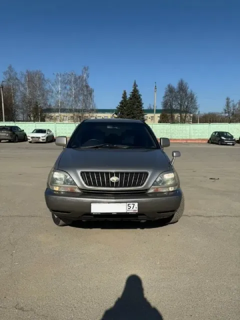 Toyota harrier, 3л, 220 л. с. 98год, полный привод, пробег 295 я 2 хозяин, машина покупалась в 21 го... - фотография