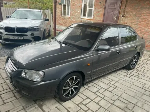 Продаю hyundai accent 1.5
Мт(102)л. С
Год 2008
Птс оригинал
В заводском окрасе за
Исключением двух д... - фотография