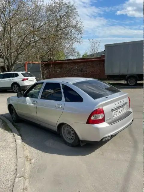 Продам приору на полном ходу без вложений сел поехал 2008 год машинка ухоженная по ходовой части без... - фотография