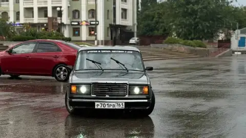 Ваз 2107, 2010 года.
Кпп после капиталки, ходовая перебрана, салон в нормальном состояние, музыка 2 ... - фотография