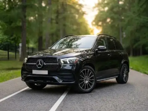 Продам mercedes-benz gle 350 4matic 2021 года 2.0 бензин (257 л. С. ),пробег — 109 000 км
Более 3 ле... - фотография