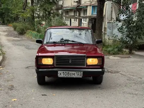 Ваз 2107 1994 год
Свеже крашена✅
Карб настроен✅
Доки чистые без штрафов и тд✅
Очень хороший вариант ... - фотография