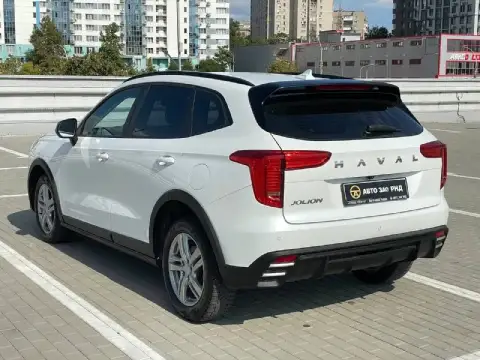 🚘 В продаже haval jolion

Год выпуска: 2024
Пробег на табло: 82 754 км
Двигатель: 1.5 бензин
Трансми... - фотография