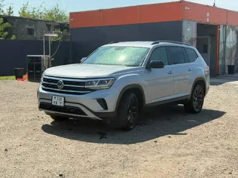 Мотор 2.0 с классической коробкой автомат.
В заводском окрасе, с пробегом 95.000км.
Полный привод, в... - фотография