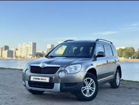 🚗Марка модель: skoda yeti
🗓️Год выпуска:2013
💵Цена:845000
🕹️Кпп: робот
🛢️Объём: 1.4
⛽Тип двигателя: ... - фотография