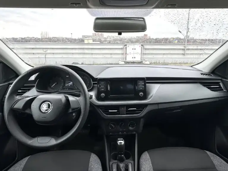 🏁В продаже skoda rapid

Год выпуска: 2021
Пробег на табло: 115 000 км
Птс: электронный, юр. Чистый
Двигатель: 1.6 бензин
Трансмиссия: аt

Vin: xw8ac2nh6mk136458
Цена: 1 020 000 руб.

📞 + 7 (928) 113-61-61

Адрес: г. Ростов-на-дону,
Тц «сиверс», пр. Сиверса, 23 – как нас найти

Способы оплаты:
— Наличные;
— Кредит (20 банков);
— Безнал без ндс;
— Обмен на ваш авто.

Больше подробностей об авто и способах оплаты узнавайте у менеджера в @autozaorndbot
________________

Смотрите все авто в наличии – https://autozao. Ru/

🗺️ Присоединяйтесь к авто зао в других городах:

— Москва
— Краснодар
— Екатеринбург - фотография - 5