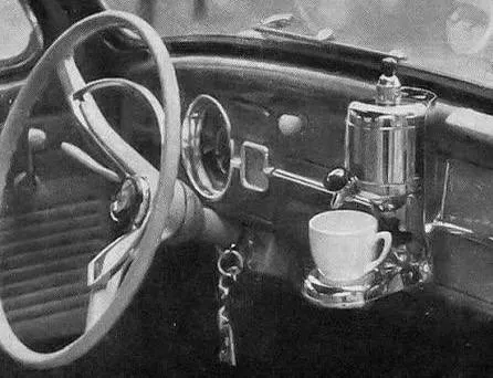 В 1959 году volkswagen предлагал кофеварку как доп. Опцию 🧐

Потому что уже тогда понимали — важны не только колёса и мотор, а в том числе и эмоции за рулём

Сегодня кофеварку мы не обещаем, зато честно продаём авто с пробегом: с прозрачной историей и с нормальным человеческим подходом 🤝🏻

Вы бы что установили в салон? Самый бодрый вариант нарисуем. Ну очень интересно :) - фотография - 1