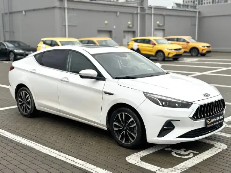 🏁В продаже jac j7

Год выпуска: 2023
Пробег на табло: 90 000 км
Птс: электронный, юр. Чистый
Двигатель: 1.5 бензин
Трансмиссия: cvt

Vin: mx1j7aggxpk047354
Цена: 1 020 000
Новая цена: 990 000 руб.

📞 + 7 (928) 113-61-61

Адрес: г. Ростов-на-дону,
Тц «сиверс», пр. Сиверса, 23 – как нас найти
Ежедневно с 10:00 до 20:00

Способы оплаты:
— Наличные;
— Кредит (20 банков);
— Безнал без ндс;
— Обмен на ваш авто.

Больше подробностей об авто и способах оплаты узнавайте у менеджера @autozaorndbot
_______________

Смотрите все авто в наличии – https://autozao. Ru/

🗺️ Присоединяйтесь к авто зао в других городах:

— Москва
— Краснодар
— Екатеринбург - фотография - 2