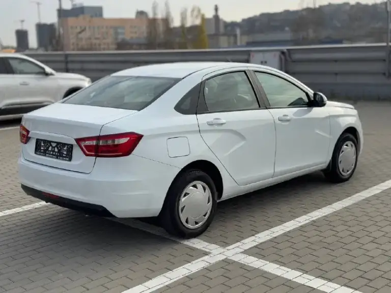 🏁В продаже lada vesta

Год выпуска: 2021
Пробег на табло: 153 000 км
Птс: электронный, юр. Чистый
Двигатель: 1.6 бензин
Трансмиссия: cvt

Vin:xtagfl440ny593290
Цена: 670 000
Новая цена: 660 000 руб.

📞 + 7 (928) 113-61-61

Адрес: г. Ростов-на-дону,
Тц «сиверс», пр. Сиверса, 23 – как нас найти

Способы оплаты:
— Наличные;
— Кредит (20 банков);
— Безнал без ндс;
— Обмен на ваш авто.

Больше подробностей об авто и способах оплаты узнавайте у менеджера @autozaorndbot
__________________

Смотрите все авто в наличии – https://autozao. Ru/

🗺️ Присоединяйтесь к авто зао в других городах:

— Москва
— Краснодар
— Екатеринбург - фотография - 5