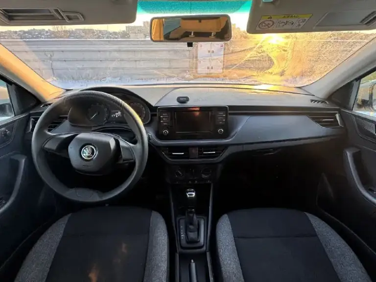 🏁В продаже skoda rapid

Год выпуска: 2021
Пробег на табло: 132 000км
Птс: электронный, юр. Чистый
Двигатель: 1.6 бензин
Трансмиссия: аt

Vin: xw8ac2nh8nk102099
Цена: 990 000 руб.

📞 +7 (938) 130-35-61

Адрес: г. Ростов-на-дону,
Тц «сиверс», пр. Сиверса, 23 – как нас найти

Способы оплаты:
— Наличные;
— Кредит (20 банков);
— Безнал без ндс;
— Обмен на ваш авто.

Больше подробностей об авто и способах оплаты узнавайте у менеджера @autozaorndbot
_______________

Смотрите все авто в наличии – https://autozao. Ru/

🗺️ Присоединяйтесь к авто зао в других городах:

— Москва
— Краснодар
— Екатеринбург - фотография - 5