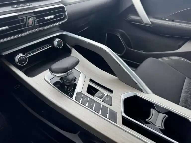 🏁В продаже geely coolray

Год выпуска: 2023
Пробег на табло: 54 000 км
Птс: электронный, юр. Чистый
Двигатель: 1.5 бензин
Трансмиссия: amt

Vin: y4k8622z7pb911629
Цена: 1 330 000 руб.

📞 +7 (938) 130-35-61

Адрес: г. Ростов-на-дону,
Тц «сиверс», пр. Сиверса, 23 – как нас найти

Способы оплаты:
— Наличные;
— Кредит (20 банков);
— Безнал без ндс;
— Обмен на ваш авто.

Больше подробностей об авто и способах оплаты узнавайте у менеджера @autozaorndbot
___________

Смотрите все авто в наличии – https://autozao. Ru/

🗺️ Присоединяйтесь к авто зао в других городах:

— Москва
— Краснодар
— Екатеринбург - фотография - 9