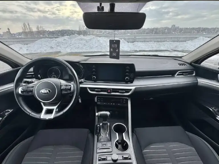 🏁В продаже kia k5

Год выпуска: 2021
Пробег на табло: 175 000 км
Птс: электронный, юр. Чистый
Двигатель: 2.0 бензин
Трансмиссия: at

Vin: xweg2414bm0002485
Цена: 1 690 000 руб.

📞 +7 (938) 130-35-61

Адрес: г. Ростов-на-дону,
Тц «сиверс», пр. Сиверса, 23 – как нас найти

Способы оплаты:
— Наличные;
— Кредит (20 банков);
— Безнал без ндс;
— Обмен на ваш авто.

Больше подробностей об авто и способах оплаты узнавайте у менеджера @autozaorndbot
___________

Смотрите все авто в наличии – https://autozao. Ru/

🗺️ Присоединяйтесь к авто зао в других городах:

— Москва
— Краснодар
— Екатеринбург - фотография - 5