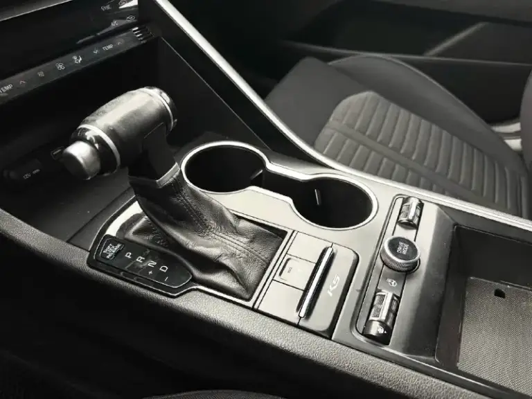 🏁В продаже kia k5

Год выпуска: 2021
Пробег на табло: 175 000 км
Птс: электронный, юр. Чистый
Двигатель: 2.0 бензин
Трансмиссия: at

Vin: xweg2414bm0002485
Цена: 1 690 000 руб.

📞 +7 (938) 130-35-61

Адрес: г. Ростов-на-дону,
Тц «сиверс», пр. Сиверса, 23 – как нас найти

Способы оплаты:
— Наличные;
— Кредит (20 банков);
— Безнал без ндс;
— Обмен на ваш авто.

Больше подробностей об авто и способах оплаты узнавайте у менеджера @autozaorndbot
___________

Смотрите все авто в наличии – https://autozao. Ru/

🗺️ Присоединяйтесь к авто зао в других городах:

— Москва
— Краснодар
— Екатеринбург - фотография - 8