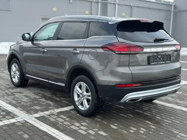 🏁В продаже geely atlas pro

Год выпуска: 2022
Пробег на табло: 77 000 км
Птс: электронный, юр. Чистый
Двигатель: 1.5 бензин
Трансмиссия: at

Vin: y4k8722z6nb306057
Цена: 1 450 000 руб.

📞 +7 (938) 130-35-61

Адрес: г. Ростов-на-дону,
Тц «сиверс», пр. Сиверса, 23 – как нас найти

Способы оплаты:
— Наличные;
— Кредит (20 банков);
— Безнал без ндс;
— Обмен на ваш авто.

Больше подробностей об авто и способах оплаты узнавайте у менеджера в @autozaorndbot
___________

Смотрите все авто в наличии – https://autozao. Ru/

🗺️ Присоединяйтесь к авто зао в других городах:

— Москва
— Краснодар
— Екатеринбург - фотография - 4