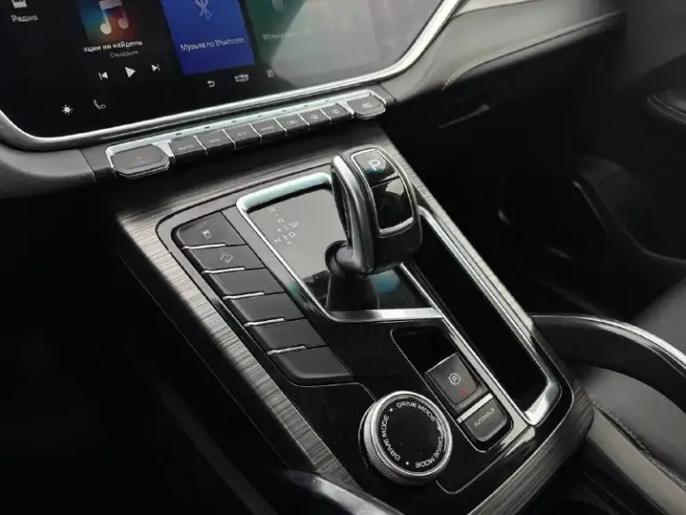 🏁В продаже geely atlas pro

Год выпуска: 2022
Пробег на табло: 77 000 км
Птс: электронный, юр. Чистый
Двигатель: 1.5 бензин
Трансмиссия: at

Vin: y4k8722z6nb306057
Цена: 1 450 000 руб.

📞 +7 (938) 130-35-61

Адрес: г. Ростов-на-дону,
Тц «сиверс», пр. Сиверса, 23 – как нас найти

Способы оплаты:
— Наличные;
— Кредит (20 банков);
— Безнал без ндс;
— Обмен на ваш авто.

Больше подробностей об авто и способах оплаты узнавайте у менеджера в @autozaorndbot
___________

Смотрите все авто в наличии – https://autozao. Ru/

🗺️ Присоединяйтесь к авто зао в других городах:

— Москва
— Краснодар
— Екатеринбург - фотография - 8