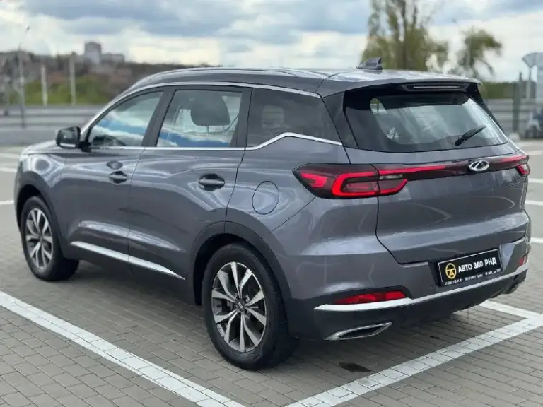 🚘 В продаже chery tiggo 7 pro

Год выпуска: 2023
Пробег на табло: 54 978 км
Птс: электронный
Двигатель: 1.5 бензин
Трансмиссия: cvt

Vin: lvvdb21b8pd715981
Цена: 1 330 000 руб.

📞 + 7 (938) 130-35-61

Адрес: г. Ростов-на-дону,
Тц «сиверс», пр. Сиверса, 23 – как нас найти

Способы оплаты:
— Наличные;
— Кредит (20 банков);
— Безнал без ндс;
— Обмен на ваш авто.

Больше подробностей об авто и способах оплаты узнавайте у менеджера @autozaorndbot
___________

Смотрите все авто в наличии – https://autozao. Ru/

Max. Ru/auto_zao_rnd 💬

🗺️ Присоединяйтесь к авто зао в других городах:

— Москва
— Краснодар
— Авто зао юг (новый регион) - фотография - 3