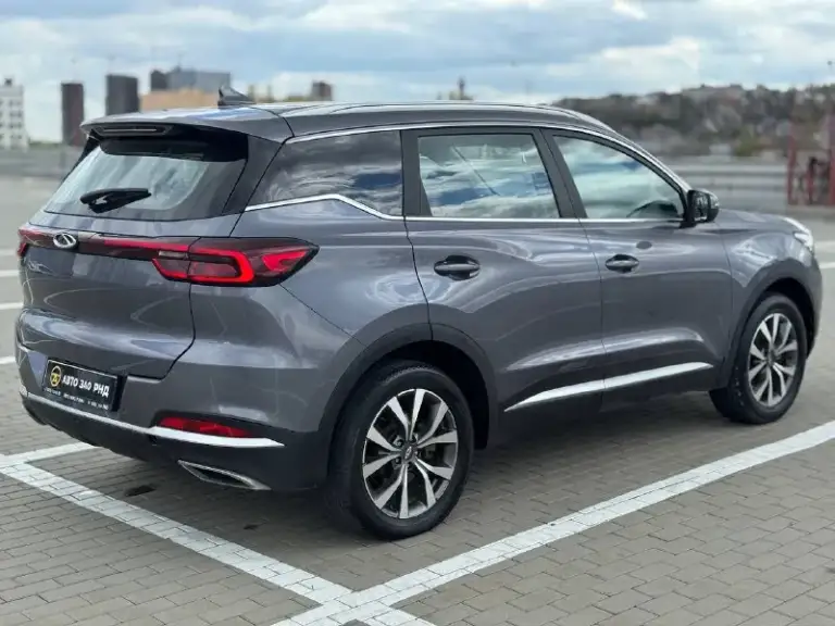 🚘 В продаже chery tiggo 7 pro

Год выпуска: 2023
Пробег на табло: 54 978 км
Птс: электронный
Двигатель: 1.5 бензин
Трансмиссия: cvt

Vin: lvvdb21b8pd715981
Цена: 1 330 000 руб.

📞 + 7 (938) 130-35-61

Адрес: г. Ростов-на-дону,
Тц «сиверс», пр. Сиверса, 23 – как нас найти

Способы оплаты:
— Наличные;
— Кредит (20 банков);
— Безнал без ндс;
— Обмен на ваш авто.

Больше подробностей об авто и способах оплаты узнавайте у менеджера @autozaorndbot
___________

Смотрите все авто в наличии – https://autozao. Ru/

Max. Ru/auto_zao_rnd 💬

🗺️ Присоединяйтесь к авто зао в других городах:

— Москва
— Краснодар
— Авто зао юг (новый регион) - фотография - 4