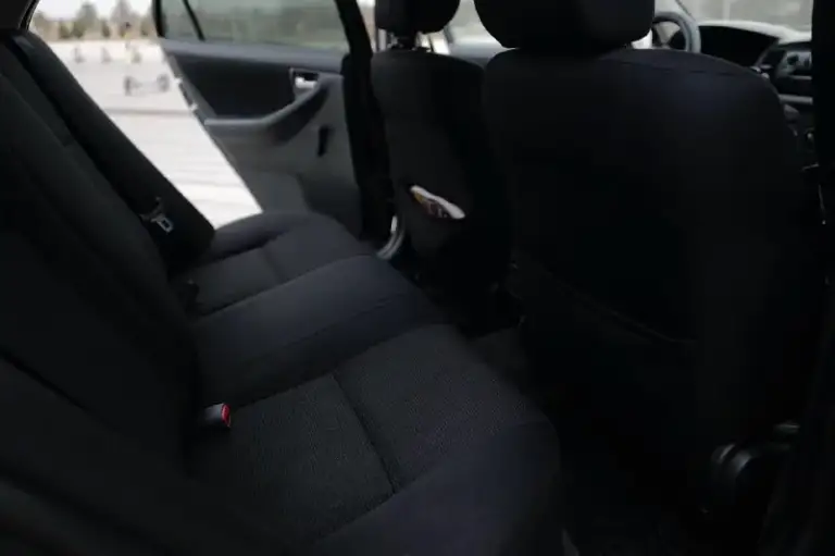 Продаётся надёжный и проверенный временем автомобиль toyota corolla 2005 года.
Авто в хорошем техническом состоянии, с экономичным и неприхотливым двигателем объёмом 1.6 литра.
По птс 3 владельца, по факту 2.
Механическая коробка передач.
Машина славится своей выносливостью, простотой в обслуживании и доступностью запчастей.
Салон ухоженный, никогда не курили.
Кузов в достойном состоянии для своих лет, требуется полировка. Автомобиль своевременно обслуживался, то 1000 км назад: замена масла, фильтров.
Зимняя резина в комплекте.
Готов к эксплуатации без дополнительных вложений.
Экономичный расход топлива, комфортная подвеска и легендарное японское качество.
Звоните или пишите — с радостью отвечу на все вопросы и договоримся о просмотре!
Город ростов
Контакты @neacident - фотография - 10