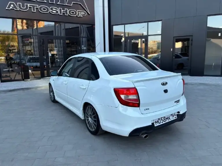Lada granta sport 118 л. С + паук, банка, прошивка! Заводской не переодетый. 2013 год, 161 000км родного пробега.
❗️Кондиционер, датчик света, датчик дождя, 4-эсп, подогрев сидений, лобового, зеркал, 2-airbag, abs, свет led 2 этажа, эл усилитель руля, камера заднего вида, сигнализация starline a93 с автозапуском! 2 ключа! Подсветка ног, дефлекторов. Задние дисковые тормоза.
По технике все огонь! Новое сцепление, колодки, свежак резина 25 год!
❗️Восстановленые оригинальные 16-е диски от спорта, перекрашены порошком в графит! Коробка четкая, без хрустов, на занижении.
❗️По музыке: шумка, двери, крыша, г/у устройство андроид teyes cc3 10 дюймов (добротная голова не из дешевых) фронт пара 16 и 20 эстрады pride, твитера oris два усилка: amr 4.200 и моноблок 1.1000, сабовое звено pride 12-ха.
Хорошее состояние, смотрел спортов по 700 намного более уставшие.
❗️Есть косметика по окрасам, где то подкрашено, подмазано, лабовое с трещиной.
❗️Машина ровная, не косая, на зазорах, вид имеет!! Стаканы, дно в порядке!
Оригинальный пробег 161 т. Км подтвержденый автотекой!
Без воздуха пожалуйста!
❗️630 000₽ Торг присутствует
Ростов-на-дону
Т.89996967390 паша
Vk. Com/gerasimenko333
❗️Пишите только реально заинтересованные и финансово подготовленные‼️
❗️Обмен не интересен ‼️ - фотография - 2