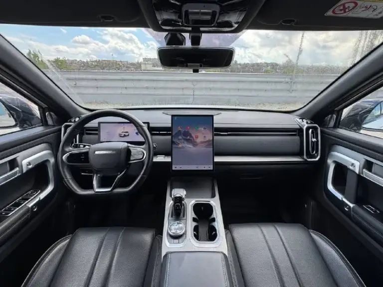 🚘 В продаже jaecoo j7
Год выпуска: 2025
Пробег на табло: 15 449 км
Птс: электронный
Двигатель: 1.6 бензин
Трансмиссия: aмт
Vin: edxdb21b2sc031466
Цена: 2 100 000 руб.
📞 + 7 (938) 130-35-61
Адрес: г. Ростов-на-дону,
Тц «сиверс», пр. Сиверса, 23 – как нас найти
Способы оплаты:
— Наличные;
— Кредит (20 банков);
— Безнал без ндс;
— Обмен на ваш авто.
Больше подробностей об авто и способах оплаты узнавайте у менеджера @autozaorndbot
___________
Смотрите все авто в наличии – https://autozao. Ru/
Max. Ru/auto_zao_rnd 💬
🗺️ Присоединяйтесь к авто зао в других городах:
— Москва
— Краснодар
— Авто зао юг (новый регион) - фотография - 4
