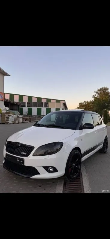 Skoda fabia rs
2011
Двигатель прошел капитальный ремонт и гильзовку 10.000км назад
Новые свечи
То каждые 6 тыс
Дсг работает отлично без пинков
Весь перед в бронепленке!
Стоит приятный прямоточный выхлоп
Состояние авто идеальное
Мультимедиа от фольксвагена оригинал с карплей
Для 1.4 очень хороший набор скорости
Установлены новые тормозные диски с перфорацией
Полностью готовый автомобиль в который не нужно ничего вкладывать!
Ездила строго на 100 бензине
+79193995050
Крым - фотография - 1