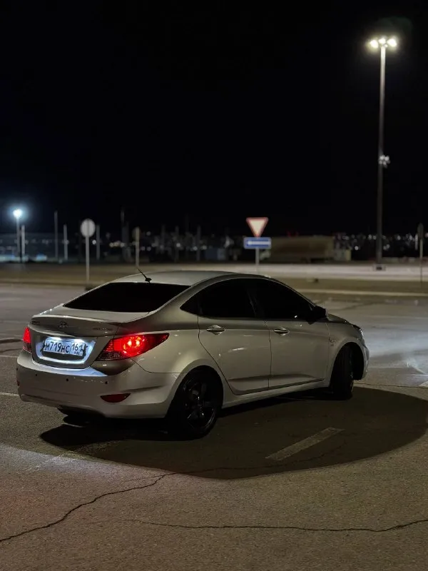 Hyundai solaris
2011
900.000₽
Акпп
1.6
195000
Ростов-на-дону
89044499918

Обслуженная живая машина, 1 хозяин, масло менялось каждые 8000км, мотор и коробка в
Идеале, родной пробег, есть пара моментов по
Кузову, лето-литые, зима-штамповка с колпаками,

По всем вопросам пишите или звоните, без дтп,
Машина в семье с момента покупки с салона в
2011Г, рынок мониторю, за 750-800 крученные
Пробеги, пустые комплектации, адекватно
Оцениваю автомобиль

По телефону не торгуюсь - фотография - 4