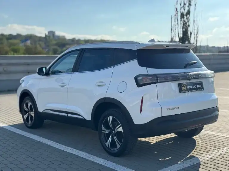🚘 В продаже chery tiggo 4

Год выпуска: 2025
Пробег на табло: 25 179 км
Птс: электронный
Двигатель: 1.5 бензин
Трансмиссия: amt

Vin: ededb21b9sc014740
Цена: 1 710 000 руб.

📞 + 7 (938) 130-35-61

Адрес: г. Ростов-на-дону,
Тц «сиверс», пр. Сиверса, 23 – как нас найти

Способы оплаты:
— Наличные;
— Кредит (20 банков);
— Безнал без ндс;
— Обмен на ваш авто.

Больше подробностей об авто и способах оплаты узнавайте у менеджера @autozaorndbot
___________

Смотрите все авто в наличии – https://autozao. Ru/

Max. Ru/auto_zao_rnd 💬

🗺️ Присоединяйтесь к авто зао в других городах:

— Москва
— Краснодар
— Авто зао юг (новый регион) - фотография - 3