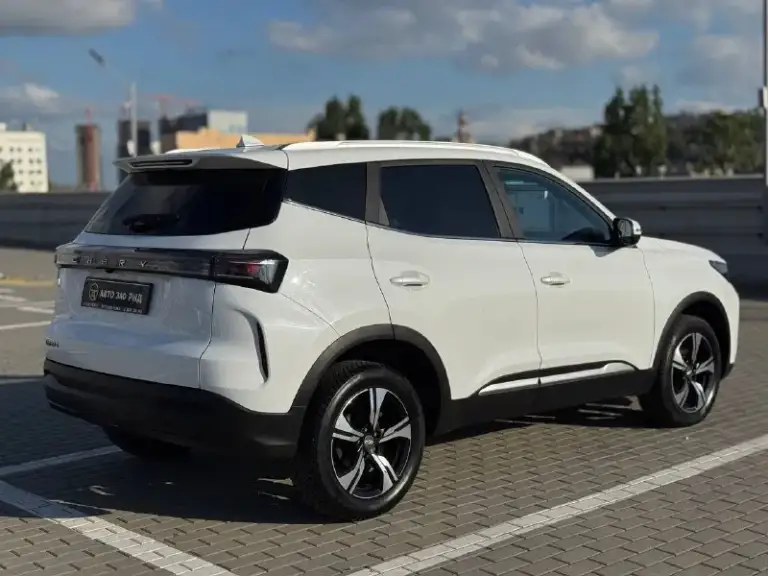 🚘 В продаже chery tiggo 4

Год выпуска: 2025
Пробег на табло: 25 179 км
Птс: электронный
Двигатель: 1.5 бензин
Трансмиссия: amt

Vin: ededb21b9sc014740
Цена: 1 710 000 руб.

📞 + 7 (938) 130-35-61

Адрес: г. Ростов-на-дону,
Тц «сиверс», пр. Сиверса, 23 – как нас найти

Способы оплаты:
— Наличные;
— Кредит (20 банков);
— Безнал без ндс;
— Обмен на ваш авто.

Больше подробностей об авто и способах оплаты узнавайте у менеджера @autozaorndbot
___________

Смотрите все авто в наличии – https://autozao. Ru/

Max. Ru/auto_zao_rnd 💬

🗺️ Присоединяйтесь к авто зао в других городах:

— Москва
— Краснодар
— Авто зао юг (новый регион) - фотография - 4