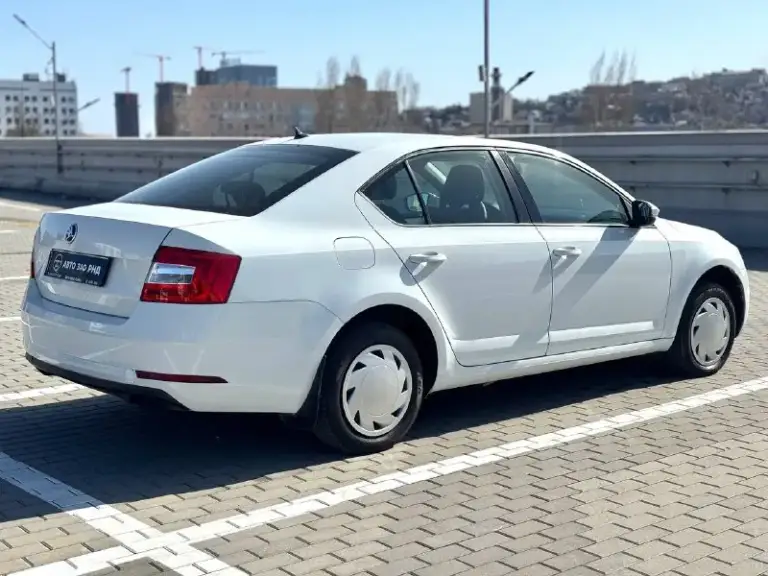 🚘 В продаже skoda octavia

Год выпуска: 2020
Пробег на табло: 135 665 км
Птс: электронный
Двигатель: 1.6 бензин
Трансмиссия: at

Vin: xw8an2ne0lh023052
Цена: 940 000
Новая цена: 930 000 руб.

📞 + 7 (938) 130-35-61

Адрес: г. Ростов-на-дону,
Тц «сиверс», пр. Сиверса, 23 – как нас найти

Способы оплаты:
— Наличные;
— Кредит (20 банков);
— Безнал без ндс;
— Обмен на ваш авто.

Больше подробностей об авто и способах оплаты узнавайте у менеджера @autozaorndbot
___________

Смотрите все авто в наличии – https://autozao. Ru/

Max. Ru/auto_zao_rnd 💬

🗺️ Присоединяйтесь к авто зао в других городах:

— Москва
— Краснодар
— Авто зао юг (новый регион) - фотография - 4