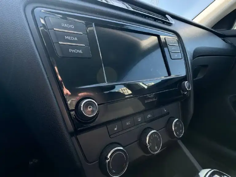 🚘 В продаже skoda octavia

Год выпуска: 2020
Пробег на табло: 135 665 км
Птс: электронный
Двигатель: 1.6 бензин
Трансмиссия: at

Vin: xw8an2ne0lh023052
Цена: 940 000
Новая цена: 930 000 руб.

📞 + 7 (938) 130-35-61

Адрес: г. Ростов-на-дону,
Тц «сиверс», пр. Сиверса, 23 – как нас найти

Способы оплаты:
— Наличные;
— Кредит (20 банков);
— Безнал без ндс;
— Обмен на ваш авто.

Больше подробностей об авто и способах оплаты узнавайте у менеджера @autozaorndbot
___________

Смотрите все авто в наличии – https://autozao. Ru/

Max. Ru/auto_zao_rnd 💬

🗺️ Присоединяйтесь к авто зао в других городах:

— Москва
— Краснодар
— Авто зао юг (новый регион) - фотография - 5