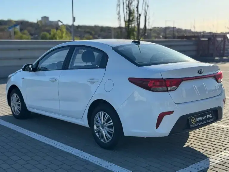 🚘 В продаже kia rio

Год выпуска: 2020
Пробег на табло: 143 559 км
Птс: электронный
Двигатель: 1.4 бензин
Трансмиссия: at

Vin: z94c241ablr190974
Цена: 850 000
Новая цена: 840 000 руб.

📞 + 7 (938) 130-35-61

Адрес: г. Ростов-на-дону,
Тц «сиверс», пр. Сиверса, 23 – как нас найти

Способы оплаты:
— Наличные;
— Кредит (20 банков);
— Безнал без ндс;
— Обмен на ваш авто.

Больше подробностей об авто и способах оплаты узнавайте у менеджера @autozaorndbot
___________

Смотрите все авто в наличии – https://autozao. Ru/

Max. Ru/auto_zao_rnd 💬

🗺️ Присоединяйтесь к авто зао в других городах:

— Москва
— Краснодар
— Авто зао юг (новый регион) - фотография - 3