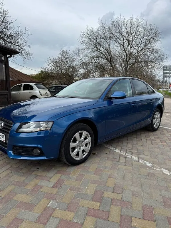 Продам
Audi a4 b8🚙
2011 Год 🔹
Зелёная✅ автотека (без дтп)
Машина в очень хорошем состоянии и с родным пробегом, не крученным, что очень редко в наше время.
Пробег:204 тысячи с копейками.
По кузову:даже малейшего намёка на рыжик вы не найдёте, машина вся одного цвета нет разноцветных деталей матовости и прочего.
Цвет очень и очень красивый, виды собирает сходу!)особенно когда выезжает с автомойки блестит как зеркало наполированное!)
По технике:
1️⃣Мотор коробка в идеальнейшем состоянии смысла даже нет об этом говорить потому что не пинков не посторонних звуков нет, проехала 1500 км уровень масла совсем не изменился, на этих машинах это об очень многом говорит!
В машине уверен, повезёт куда угодно и когда угодно вообще без проблем!)

Ростов(западный)🌇
89185273229
89885494892
89966137738
Звоните не стесняйтесь либо пишите в личку рад буду ответить!
Цена машины 965 + торг - фотография - 4