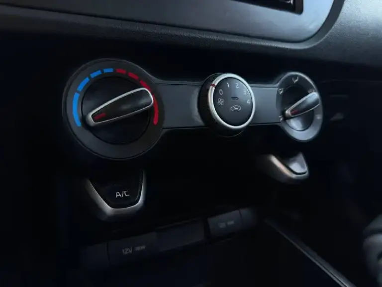 🚘 В продаже kia rio

Год выпуска: 2020
Пробег на табло: 96 370 км
Птс: электронный, юр. Чистый
Двигатель: 1.4 бензин
Трансмиссия: ат

Vin: z94c241ablr190964
Цена: 830 000 руб.

📞 + 7 (938) 130-35-61

Адрес: г. Ростов-на-дону,
Тц «сиверс», пр. Сиверса, 23 – как нас найти

Способы оплаты:
— Наличные;
— Кредит (20 банков);
— Безнал без ндс;
— Обмен на ваш авто.

Больше подробностей об авто и способах оплаты узнавайте у менеджера @autozaorndbot
___________

Смотрите все авто в наличии – https://autozao. Ru/

Max. Ru/auto_zao_rnd 💬

🗺️ Присоединяйтесь к авто зао в других городах:

— Москва
— Краснодар
— Авто зао юг (новый регион) - фотография - 7