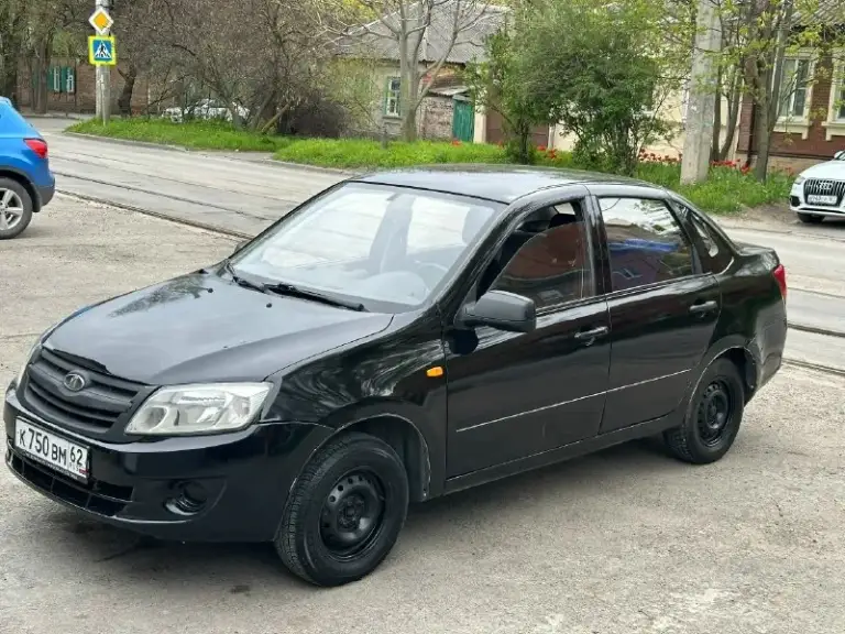 В продаже
Гранта 2012г. 8 клоп.
3 Владельца
Двигатель, ходовка, коробка - хорошо
Низа, пороги делали, но не очень хорошо
Салон опрятный, по кузову рыжиков нет, выглядит неплохо
Цена: 295к, торг будет у капота
Контакты:
89614195113 - фотография - 1