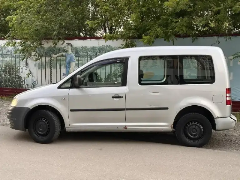 Volkswagen caddy 2009 г. В.
1,6Л 102 л. С. Механика
Пробег 227 350км
2 Владельца, 2 дтп
Юридически чиста, без штрафов, запретов
Двигатель работает нормально. Пол года назад поставили новое сцепление, коробка работает хорошо. Новый расширительный бачок, недавно отремонтировали генератор (есть чек и гарантия)
По кузову требует внимания, но без сквозной коррозии. Дно в хорошем состоянии
На зимней резине
На авито не продавалась
Цена 490к руб. , торг
Осмотр в ростове
89613225666
Вк: vk. Ru/denisov_vad - фотография - 2