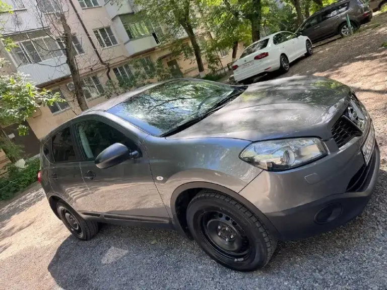 🚘 Марка nissan qashqai

📅Год 2013

🕧Пробег 146.000км

💰Цена 1.100.000₽

☎️Тел. +79034868390

👤Владелец vk. Ru/danielyannn_001

📍Место осмотра: г. Ростов-на-дону

📃Описание: отличный кашкай для повседневной езды. (без вложений) 2013 г 1.6 117 лс
Родной пробег 146.000

Техническая часть автомобиля в отличном состоянии.

Двигатель в отличном состоянии не троит, не дымит, масло не кушает.

Ходовая новая, ничего нигде не гремит, не гудит, не стучит.

Электроника в автомобиле полностью исправна, работает каждая кнопочка. По кузову автомобиль в хорошем состоянии.
На машине ездит дедушка 70 лет очень редко, всегда стоит в гараже имеется заводская летняя резина
Реальному покупателю торг.
Юридически чистый
Автомобиль зеленый отчёт.
Я собственник
Могу скинуть видео обзор по машине. - фотография - 5