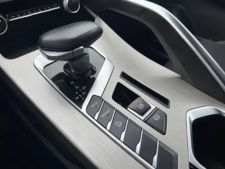 🚘 В продаже belgee x50
Год выпуска: 2023
Пробег на табло: 55 982 км
Птс: электронный
Двигатель: 1.5 бензин
Трансмиссия: amt
Vin: y4k8622z6pb940006
Цена: 1 310 000 руб.
📞 + 7 (938) 130-35-61
Г. Ростов-на-дону, тц «сиверс», пр. Сиверса, 23 – как нас найти 📍
Способы оплаты:
— Наличные;
— Кредит (20 банков);
— Безнал без ндс;
— Обмен на ваш авто.
Больше подробностей об авто и способах оплаты узнавайте у менеджера 📲 @autozaorndbot
___________
Подбор авто – @auto_zao_bot 🤖
Все авто – https://autozao. Ru/ 🌐
Мы в max. Ru/auto_zao_rnd 💬
🗺️ Присоединяйтесь к авто зао :
— Москва
— Краснодар
— Новая адыгея - фотография - 8