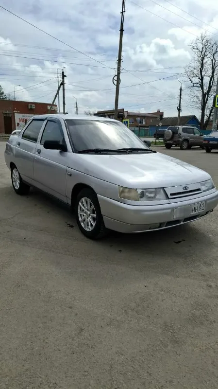 Продам ваз 2110 2003 год, 16кл мотор клапана не гнёт, кузов в очень хорошем состоянии на фото видно, недавно красили полностью и обробатывали пороги, подпокрылками и дно делали для себя, машина варилась 5 лет назад это днище и пороги!!! Продаём так как нужны деньги, машина в одних руках 8 лет, ездиет дедушка это мой отец!!! В машине не курили, да и отец вообще не курит, мотор работает без нареканий масло не ест, коробка работает без нареканий включается мягко без хрустов, коробка перебиралась, ходовая без стуков, новая зимняя резина с новыми дисками, новые локеры, дно пороги целые без гнили, салон в хорошем состоянии, на увереном ходу, документы кристально чистые, приезжайте и смотрите сами убедитесь 270000 торг приветсвуется
Связь:

Контакты:
Vk. Ru/dimas_625 - фотография - 1
