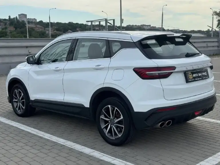 🚘 В продаже geely coolray

Год выпуска: 2022
Пробег на табло: 82 220 км
Птс: электронный
Двигатель: 1.5 бензин
Трансмиссия: amt

Vin: y4k8622z5pb927294
Цена: 1 260 000 руб.

📞 + 7 (938) 130-35-61

Г. Ростов-на-дону, тц «сиверс», пр. Сиверса, 23 – как нас найти 📍

Способы оплаты:
— Наличные;
— Кредит (20 банков);
— Безнал без ндс;
— Обмен на ваш авто.

Больше подробностей об авто и способах оплаты узнавайте у менеджера 📲 @autozaorndbot
___________

Подбор авто – @auto_zao_bot 🤖
Все авто – https://autozao. Ru/ 🌐
Мы в max. Ru/auto_zao_rnd 💬

🗺️ Присоединяйтесь к авто зао :

— Москва
— Краснодар
— Авто зао юг (новый регион) - фотография - 3