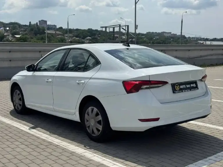 🚘 В продаже skoda octavia
Год выпуска: 2021
Пробег на табло: 129 707 км
Птс: электронный
Двигатель: 1.6 бензин
Трансмиссия: ат
Vin: xw8an4nx1mh065132
Цена: 1 410 000 руб.
📞 + 7 (938) 130-35-61
Г. Ростов-на-дону, тц «сиверс», пр. Сиверса, 23 – как нас найти 📍
Способы оплаты:
— Наличные;
— Кредит (20 банков);
— Безнал без ндс;
— Обмен на ваш авто.
Больше подробностей об авто и способах оплаты узнавайте у менеджера 📲 @autozaorndbot
___________
Подбор авто – @auto_zao_bot 🤖
Все авто – https://autozao. Ru/ 🌐
Мы в max. Ru/auto_zao_rnd 💬
🗺️ Присоединяйтесь к авто зао :
— Москва
— Краснодар
— Авто зао юг (новый регион) - фотография - 3