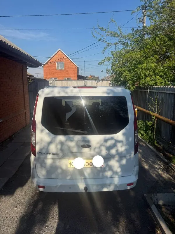 Ford tourneo connect: универсальный помощник для семьи и бизнеса

Практичный грузопассажирский минивэн, сочетающий вместительность фургона и комфорт легкового автомобиля. Идеален для семейных путешествий, перевозки грузов и решения бизнес‑задач.

2016 Год, 180000 км 1.5 турбо-дизель 120сил не так давно пригнали с европы, экспортировали исключительно в семейном режиме
Цена 1 800 000руб
Авто личное, по всем интересующимся вопросам звоните или пишите +79064146900 - фотография - 2