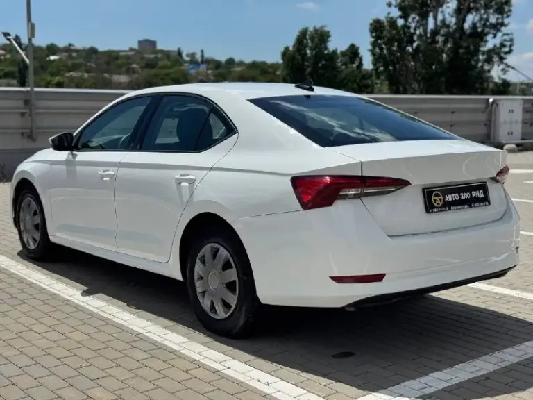 🚘 В продаже skoda octavia

Год выпуска: 2021
Пробег на табло: 125 725 км
Птс: электронный
Двигатель: 1.6 бензин
Трансмиссия: ат

Vin: xw8an4nx7mh065118
Цена: 1 430 000
Новая цена: 1 420 000 руб.

📞 + 7 (938) 130-35-61

Г. Ростов-на-дону, тц «сиверс», пр. Сиверса, 23 – как нас найти 📍

Способы оплаты:
— Наличные;
— Кредит (20 банков);
— Безнал без ндс;
— Обмен на ваш авто.

Больше подробностей об авто и способах оплаты узнавайте у менеджера 📲 @autozaorndbot
___________

Подбор авто – @auto_zao_bot 🤖
Все авто – https://autozao. Ru/ 🌐

🗺️ Присоединяйтесь к авто зао :

— Москва
— Краснодар
— Новая адыгея - фотография - 3